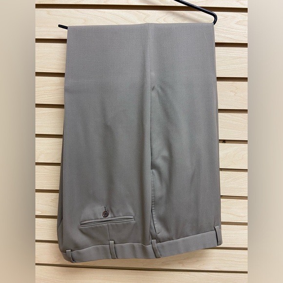 BROOKS BROTHERS CLASSY ELEGANT MEN WOOL PANTS SIZE 42 INSEAM 30